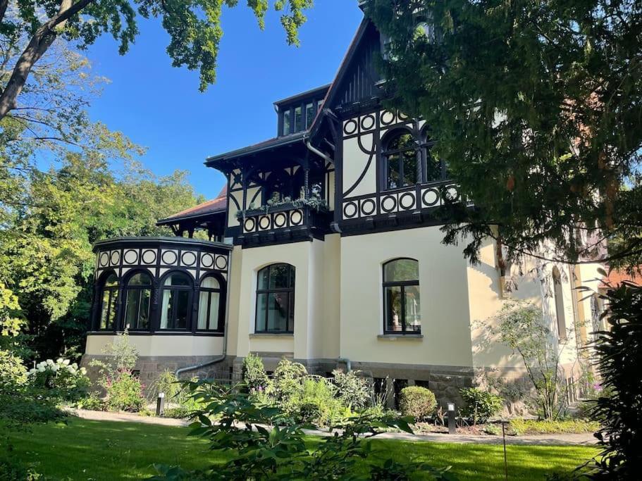 Verwunsches Haus Mit Parkplatz In Bester Lage Марклеберг Экстерьер фото